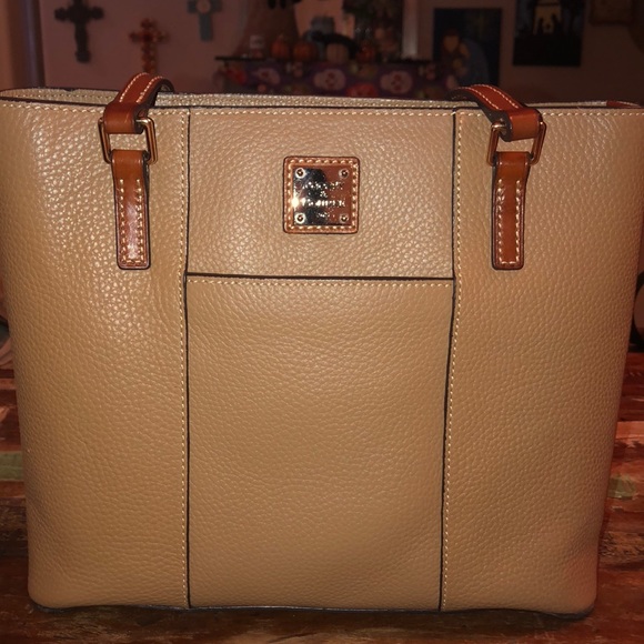 Dooney & Bourke Handbags - Dooney & Bourke small Lexington shopper tote